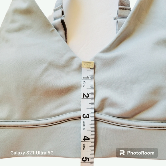 Fabletics Women's All Day Every Day Low Impact Sports Bra Gray Size XS - Picture 10 of 12